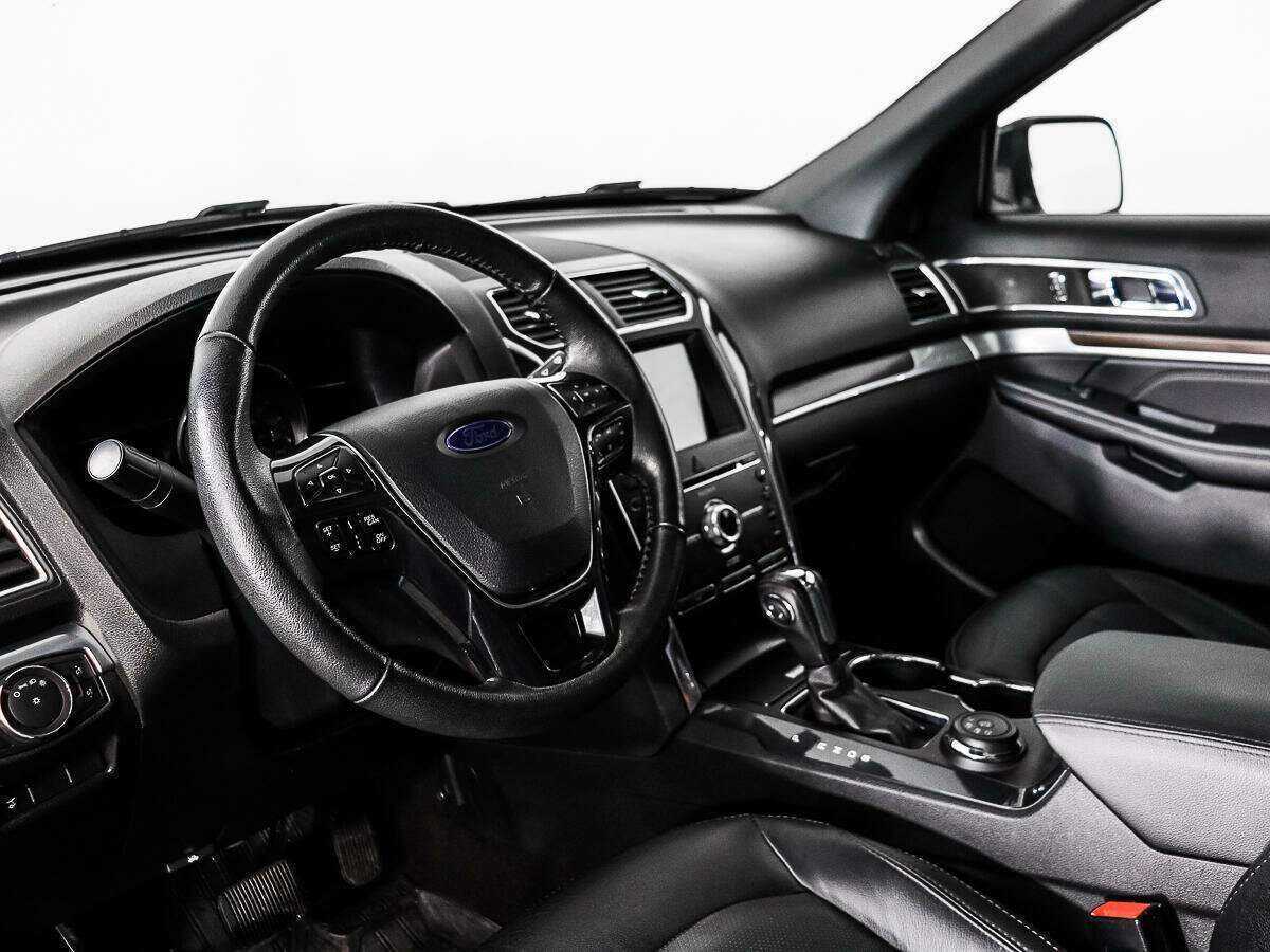 Купить Ford Explorer, 2018, 71 332 км, фото №9