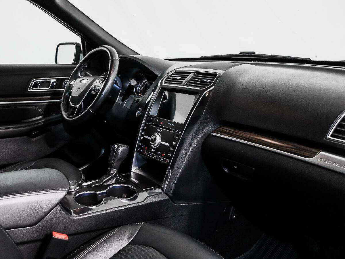 Купить Ford Explorer, 2018, 71 332 км, фото №14