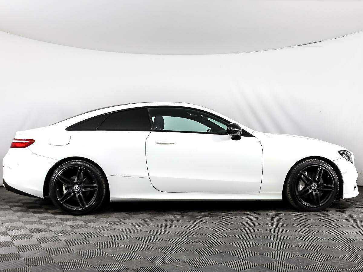 Купить Mercedes-Benz E-Класс 200, 2017, 105 932 км, фото №4