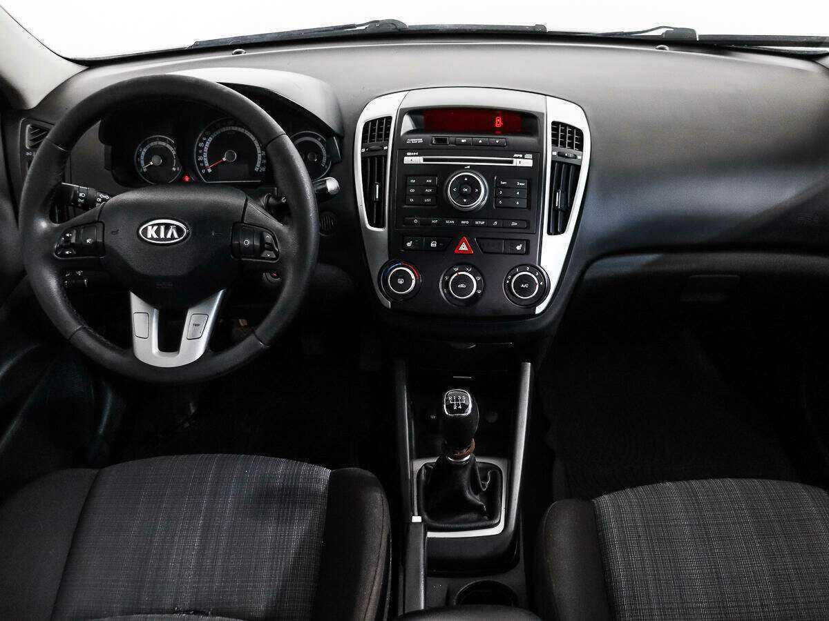 Купить Kia Ceed, 2010, 185 881 км, фото №12