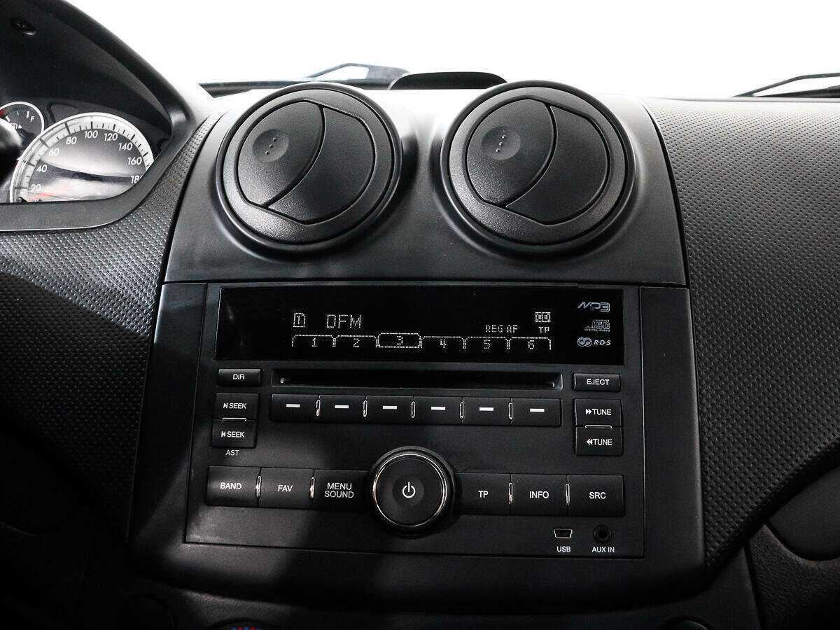 Купить Chevrolet Aveo, 2010, 132 346 км, фото №13