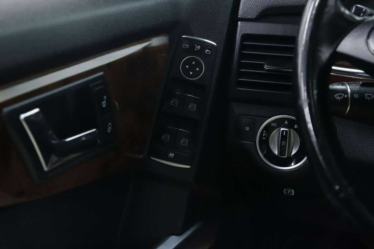 Купить Mercedes-Benz GLK-Класс 350, 2011, 150 000 км, фото №12