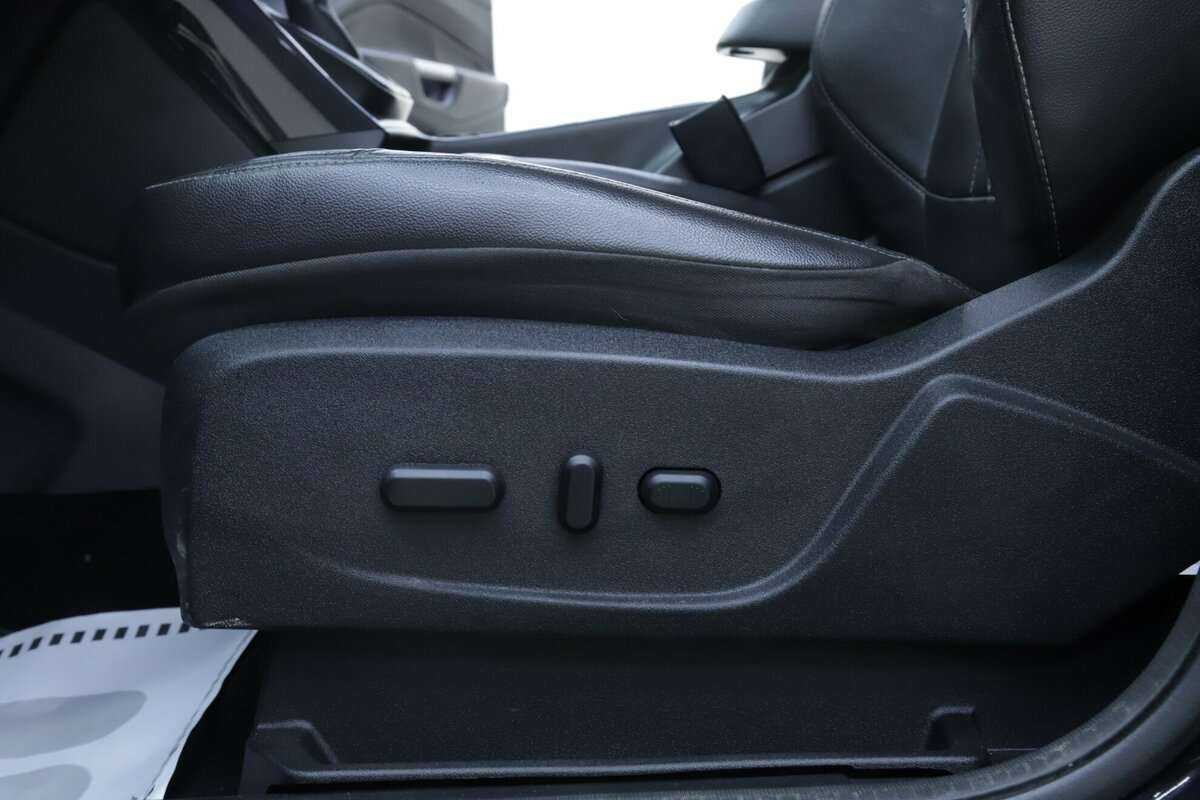 Купить Ford Kuga, 2013, 130 500 км, фото №9