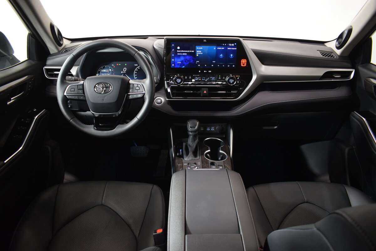 Купить Toyota Highlander, 2023, 123 км, фото №10