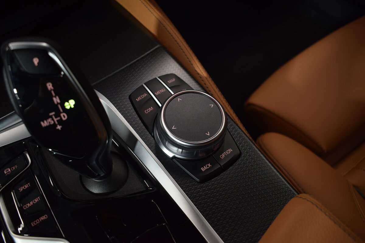 Купить BMW 5 серии 520i, 2023, 11 731 км, фото №31