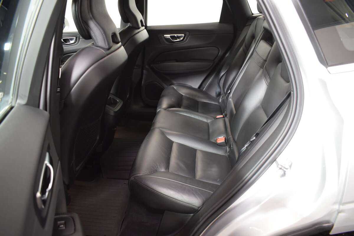 Купить Volvo XC60, 2020, 131 511 км, фото №12