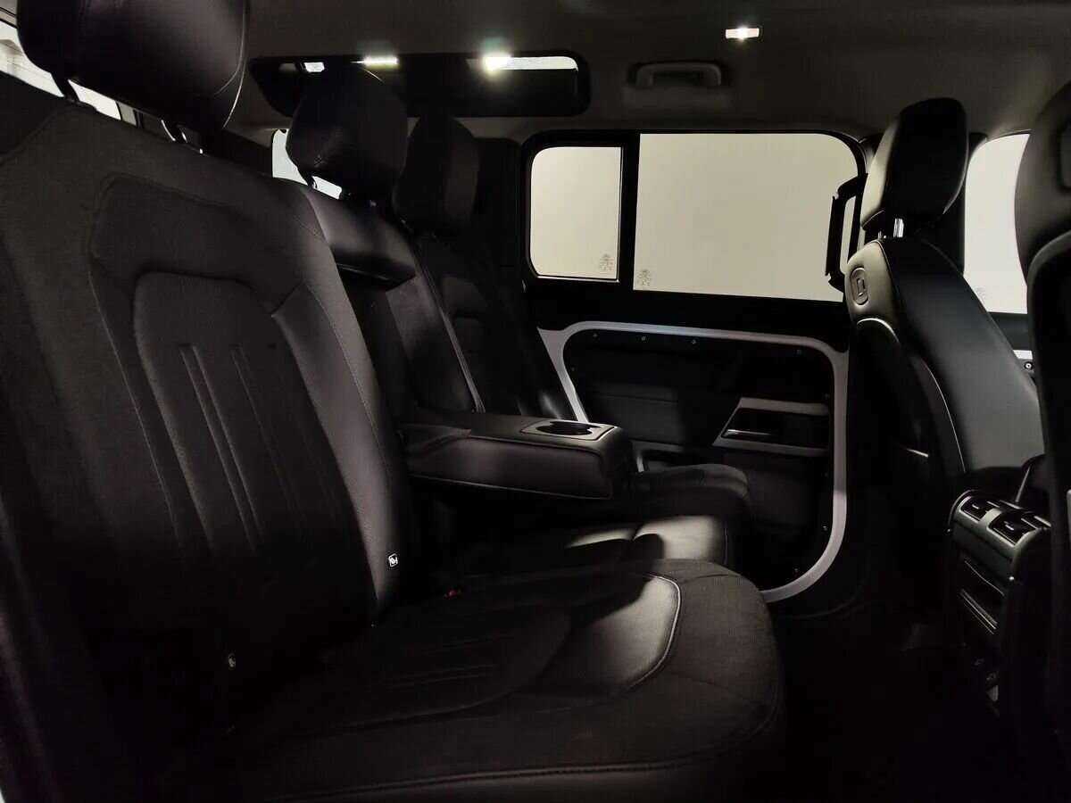 Купить Land Rover Defender 110, 2021, 66 500 км, фото №9