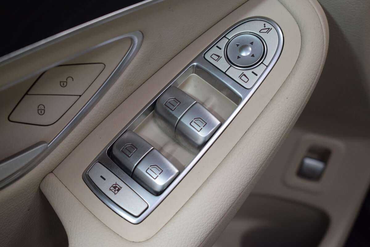 Купить Mercedes-Benz GLC 200, 2021, 46 000 км, фото №8