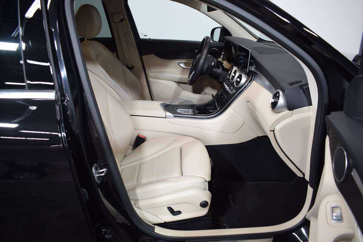 Купить Mercedes-Benz GLC 200, 2021, 46 000 км, фото №13