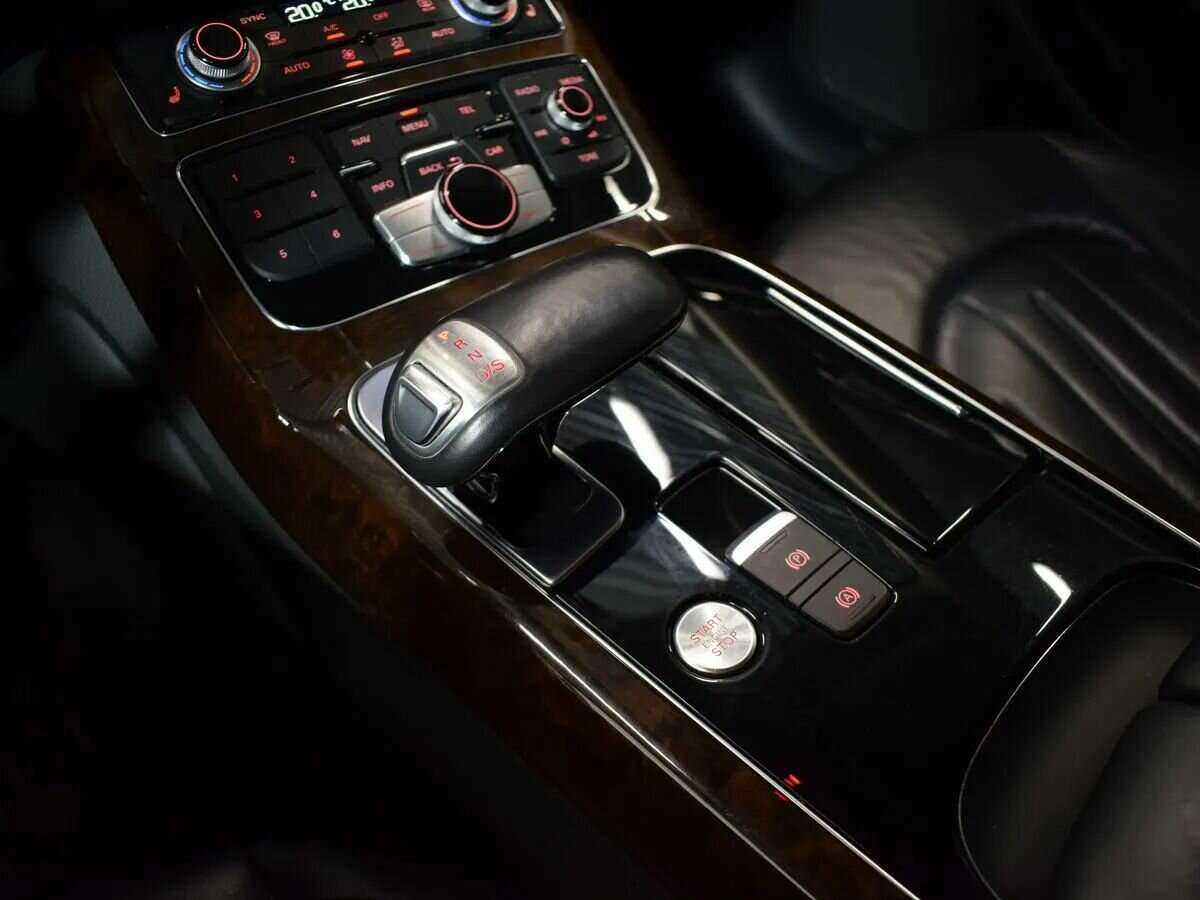 Купить Audi A8 Long, 2015, 56 002 км, фото №21