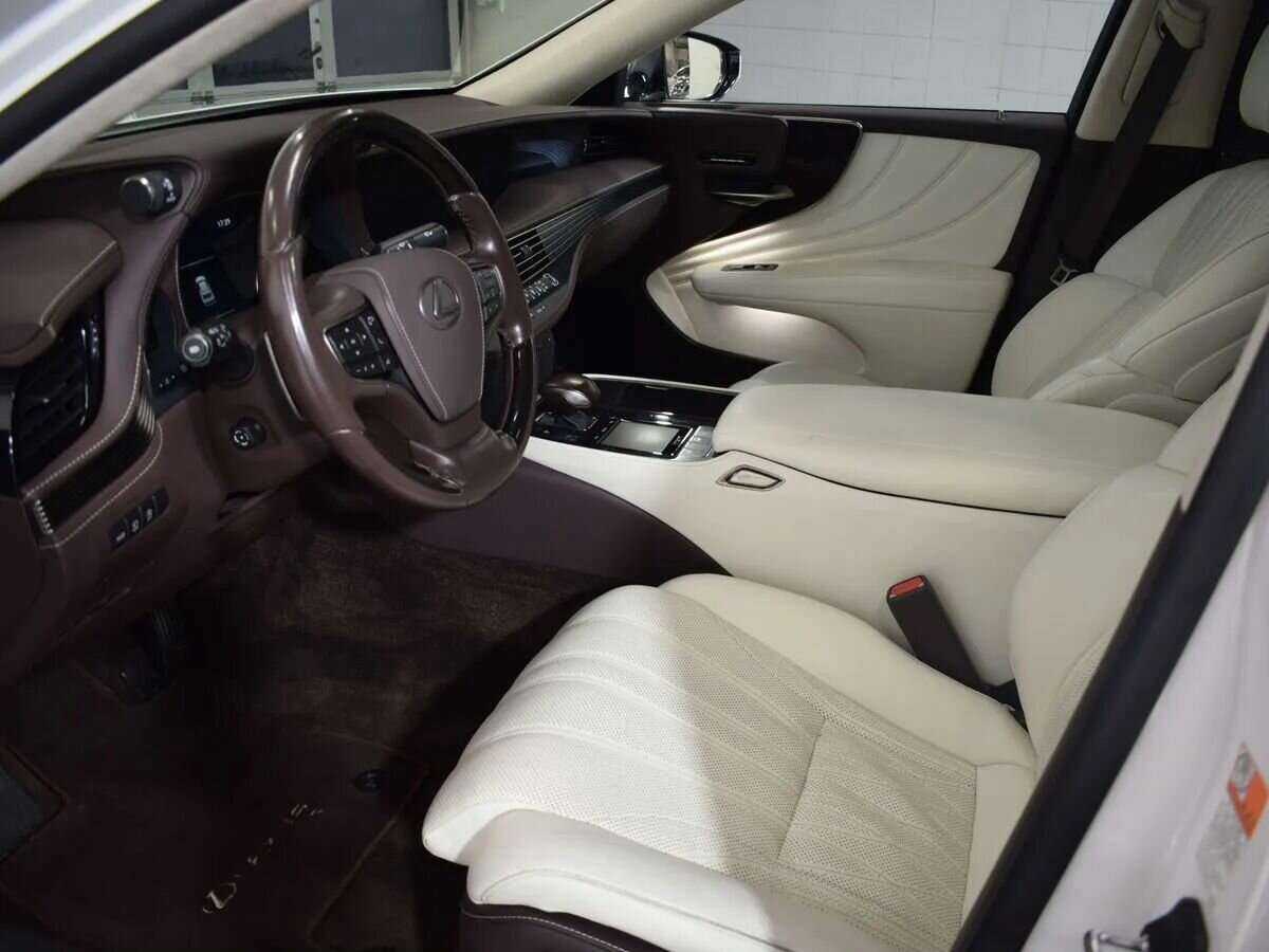 Купить Lexus LS 500, 2018, 143 000 км, фото №5