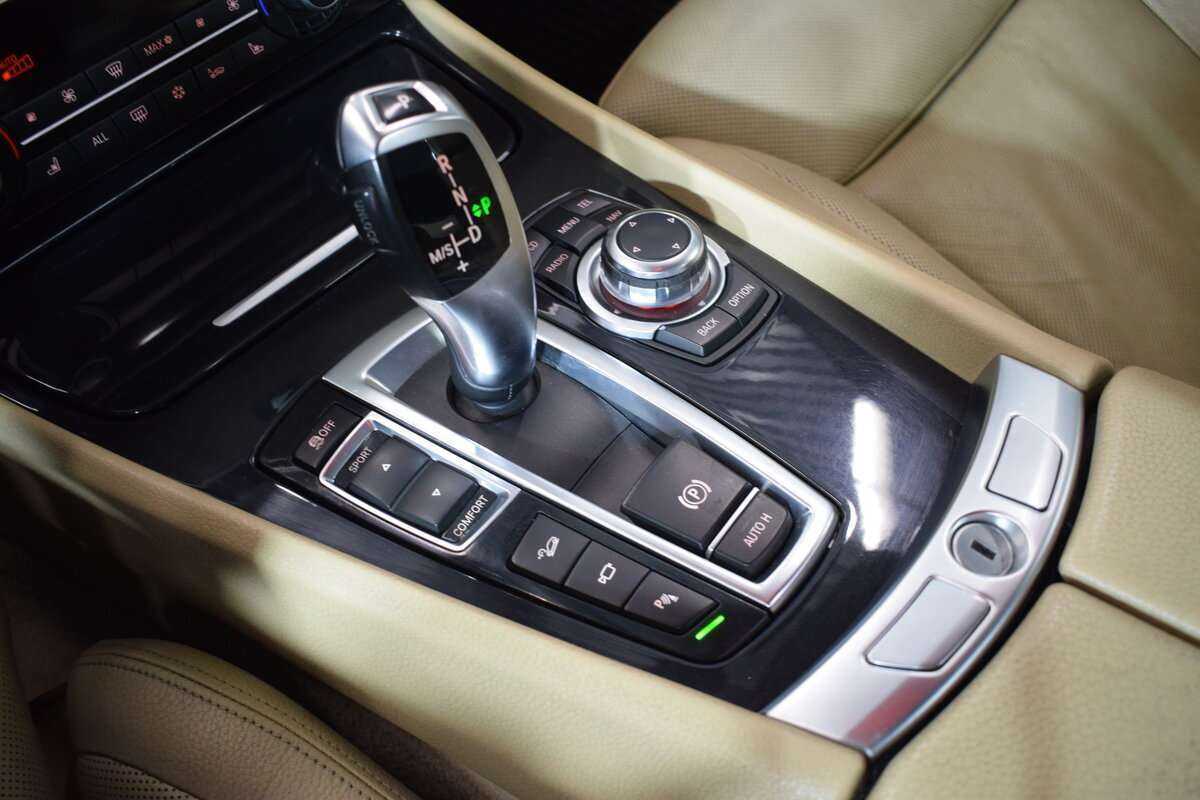 Купить BMW 5 серии Gran Turismo 535d xDrive, 2011, 245 100 км, фото №26