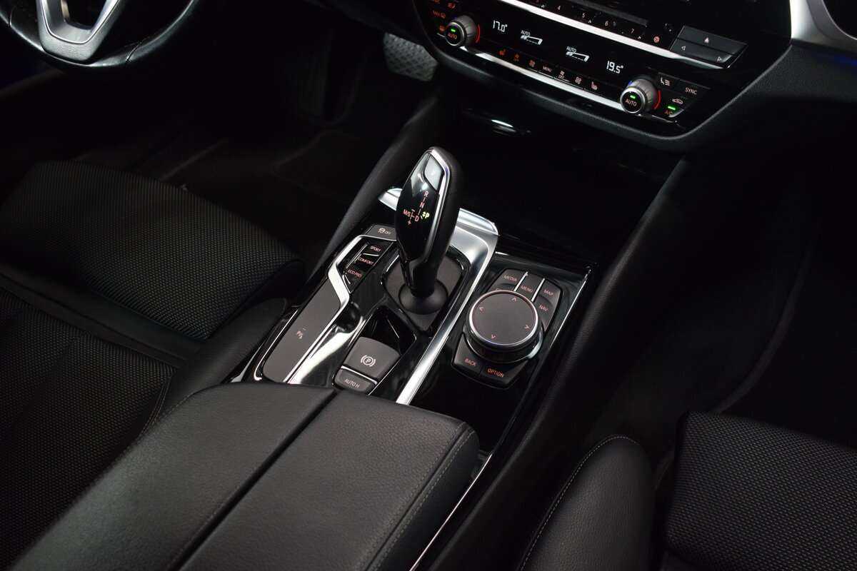 Купить BMW 5 серии 520d xDrive, 2019, 77 620 км, фото №22