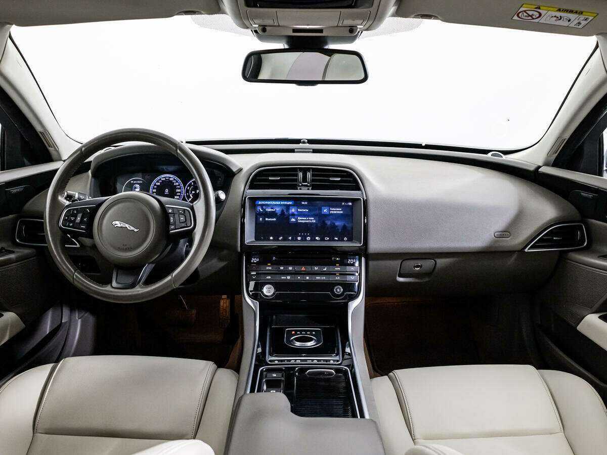 Купить Jaguar XE, 2017, 76 265 км, фото №13