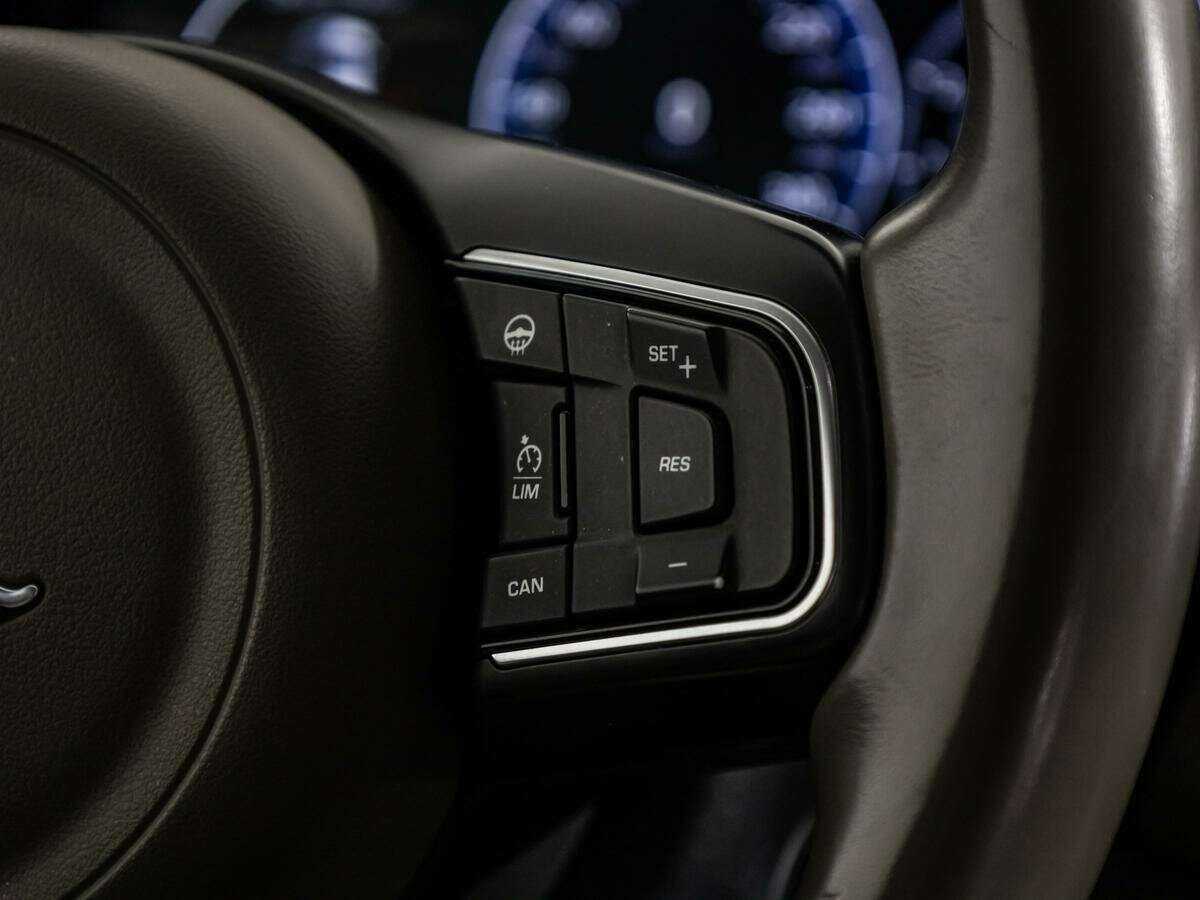 Купить Jaguar XE, 2017, 76 265 км, фото №20