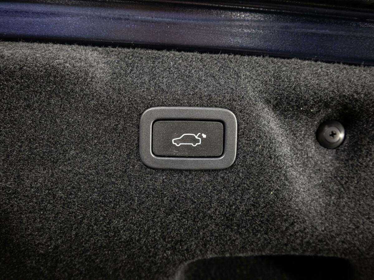 Купить Jaguar XE, 2017, 76 265 км, фото №23