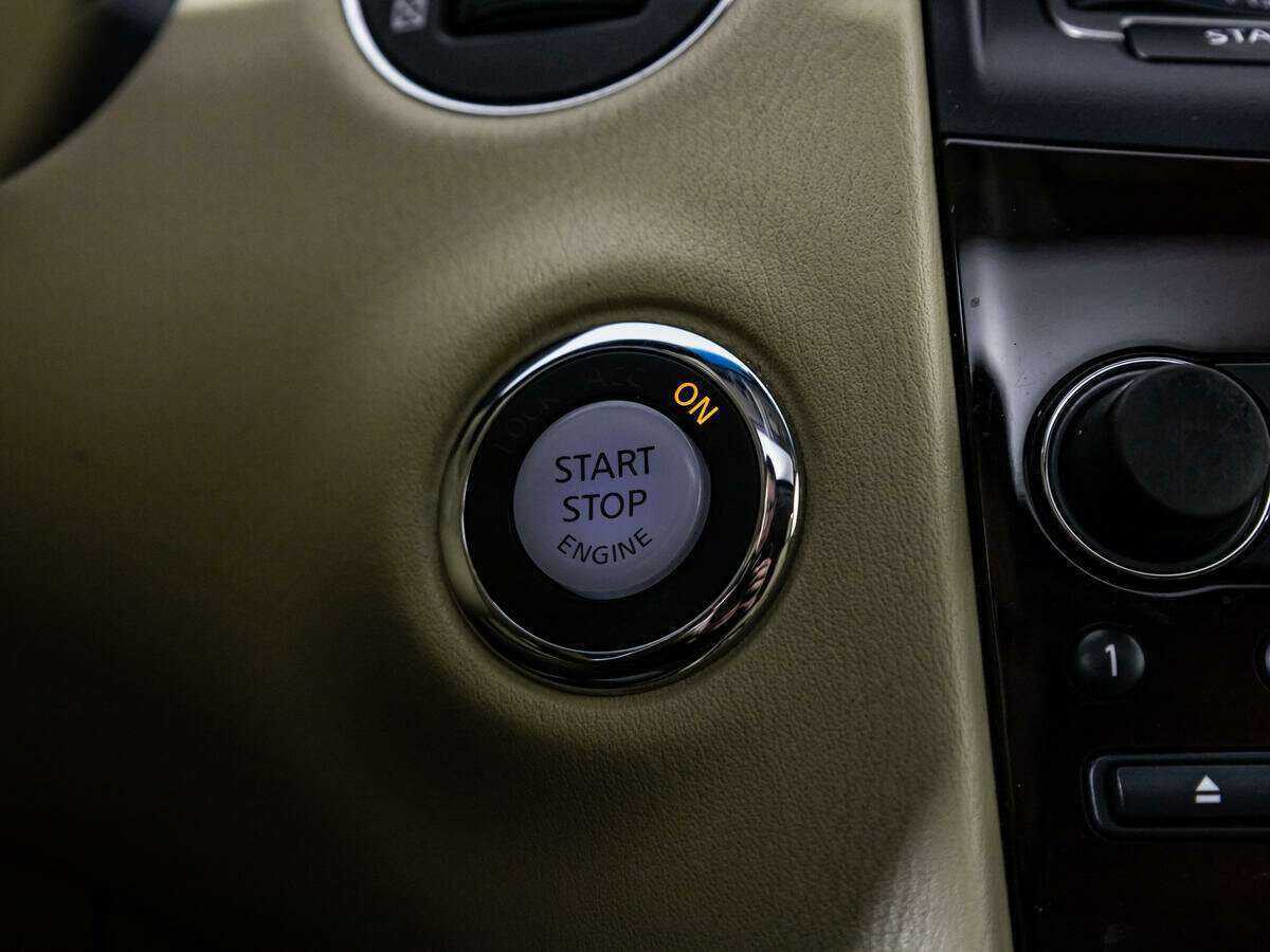 Купить Infiniti EX25, 2011, 182 603 км, фото №21