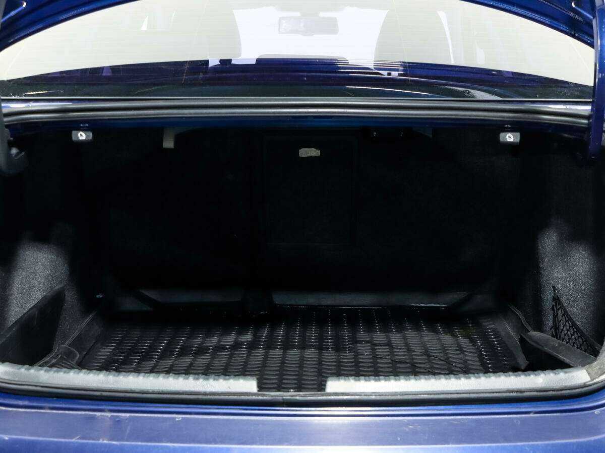 Купить Volkswagen Jetta, 2011, 310 569 км, фото №17