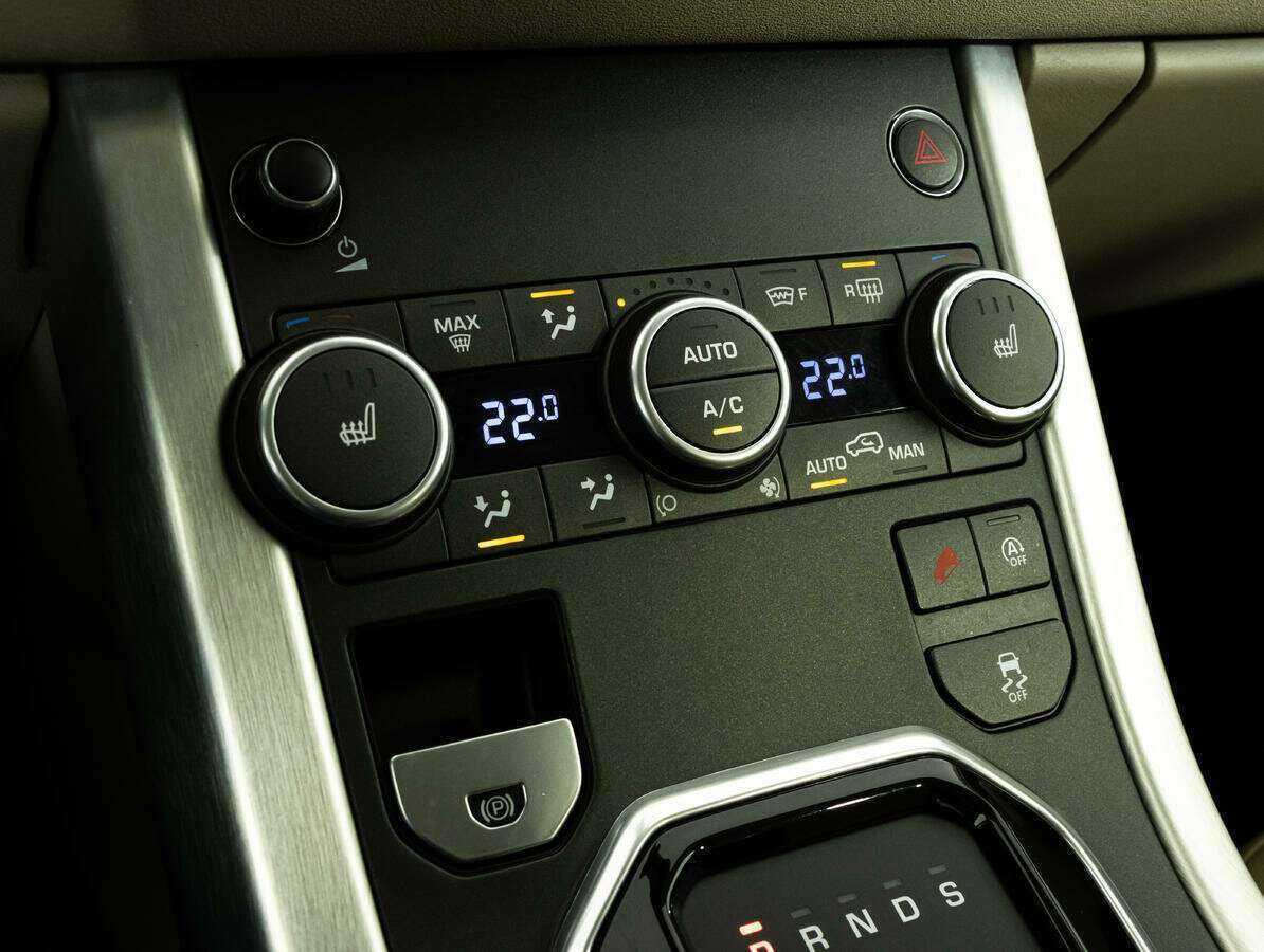 Купить Land Rover Range Rover Evoque, 2017, 93 680 км, фото №12