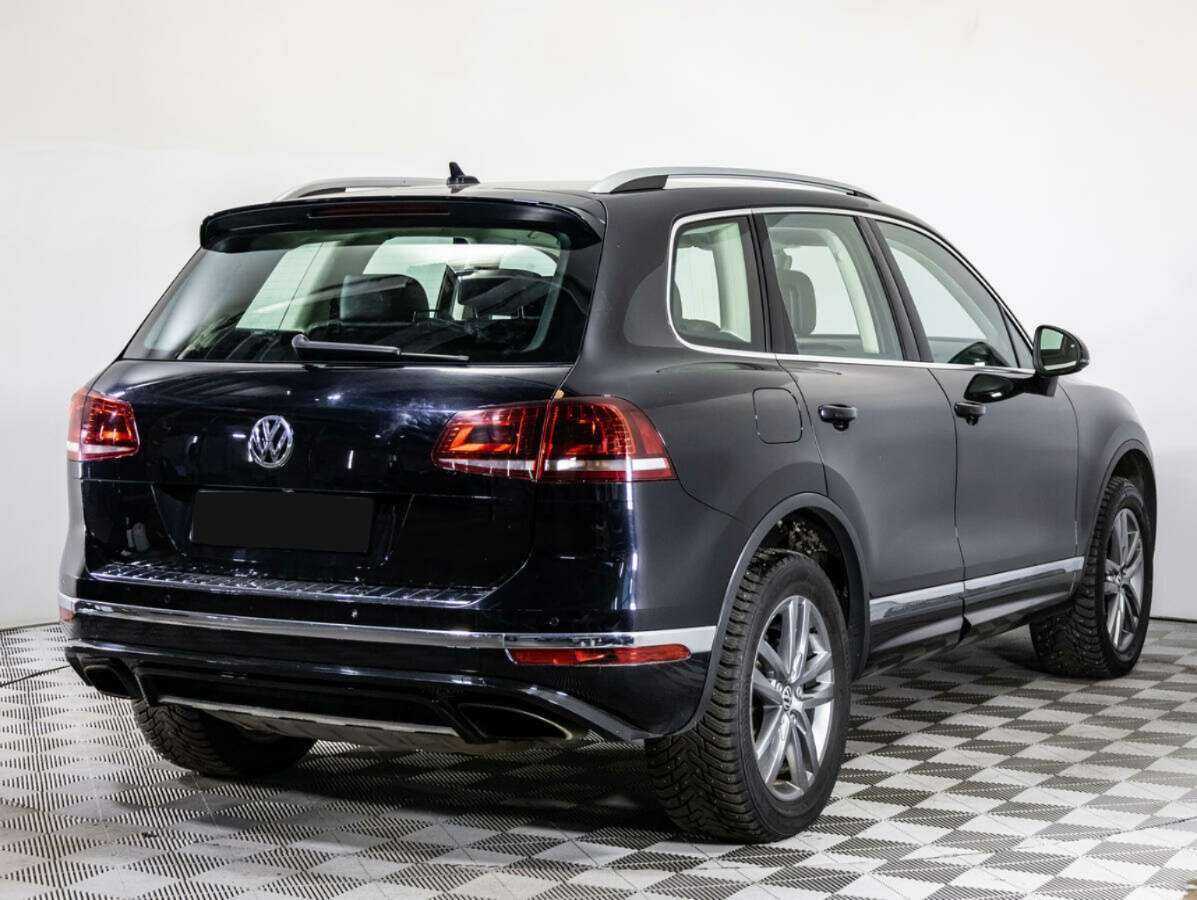 Купить Volkswagen Touareg, 2017, 120 471 км, фото №4