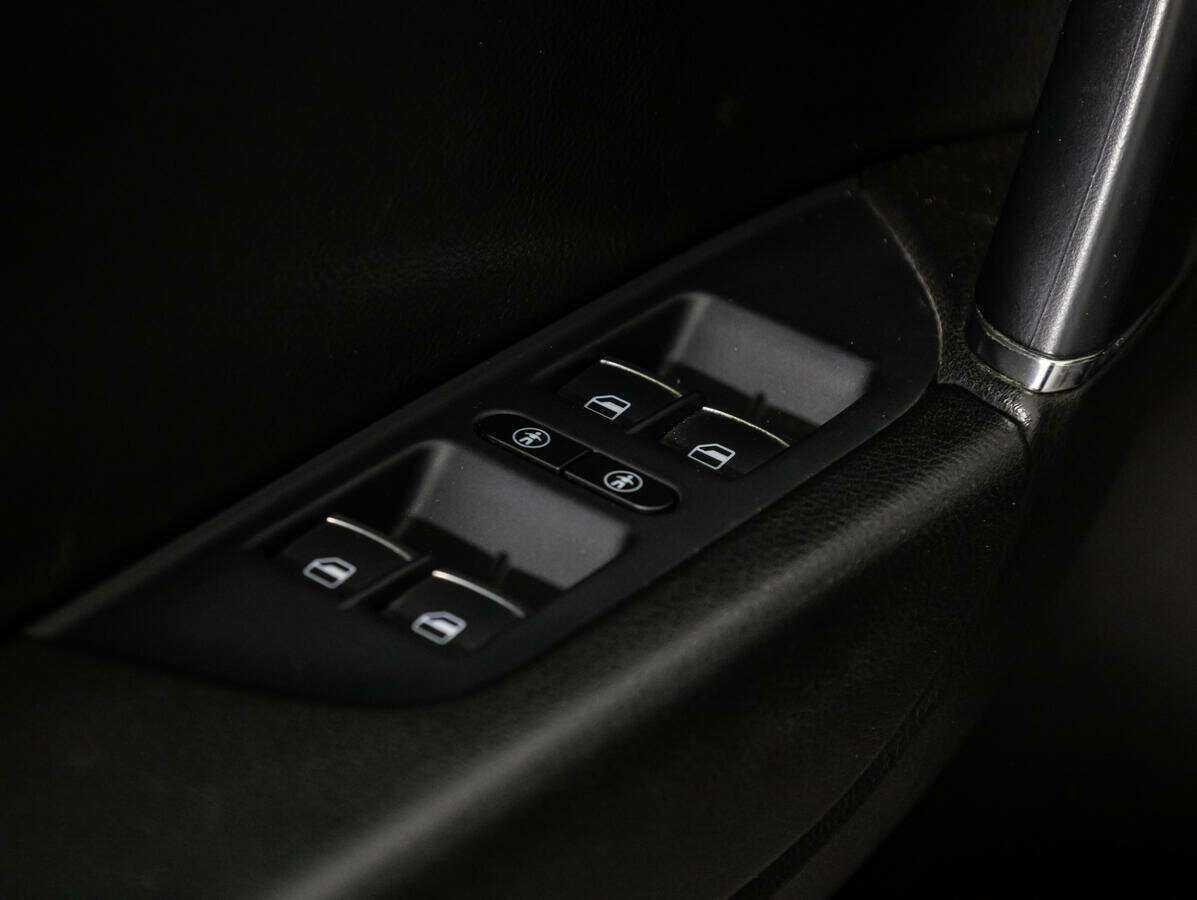 Купить Volkswagen Touareg, 2017, 120 471 км, фото №16