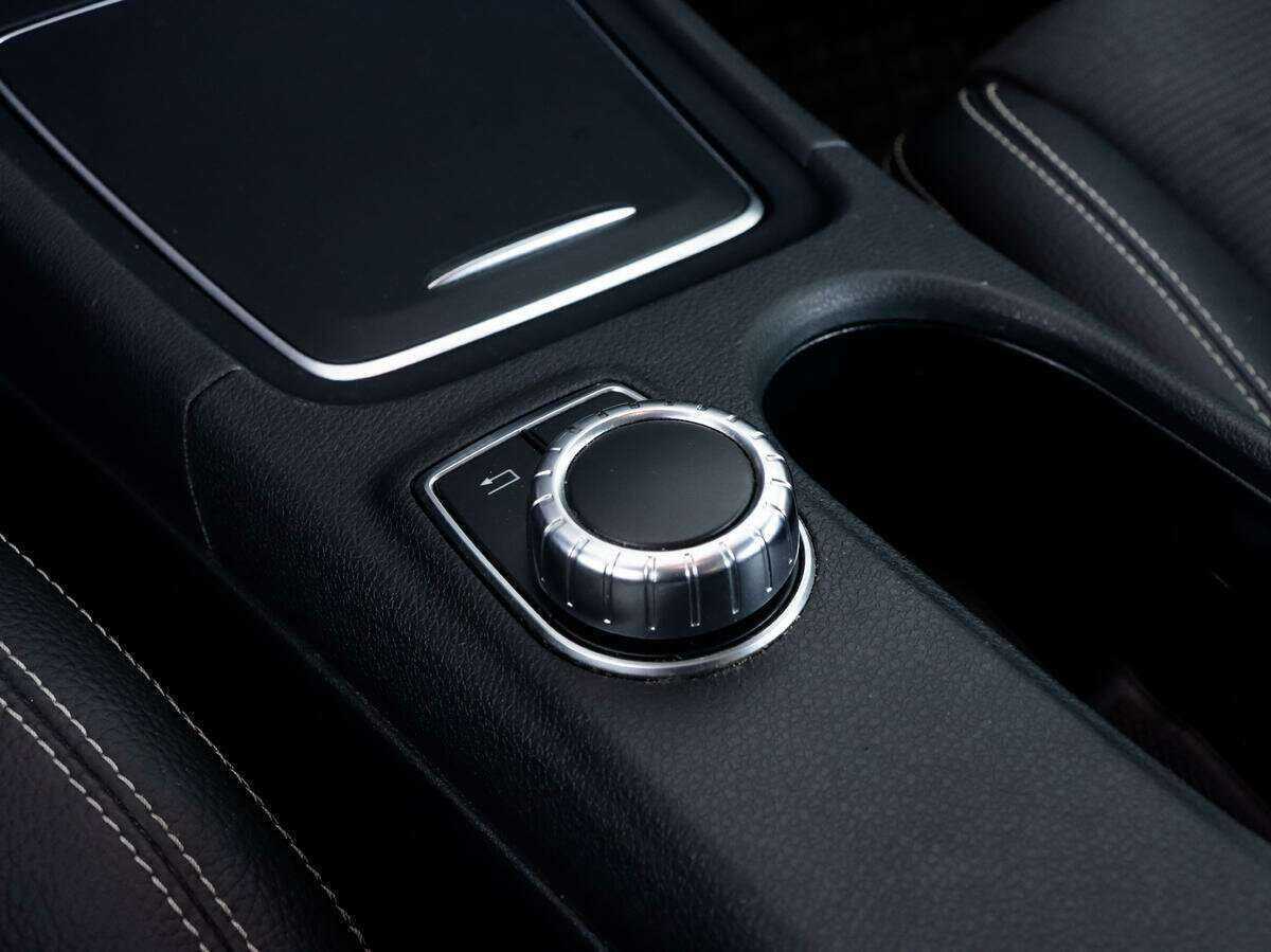 Купить Mercedes-Benz GLA 250, 2017, 73 444 км, фото №11