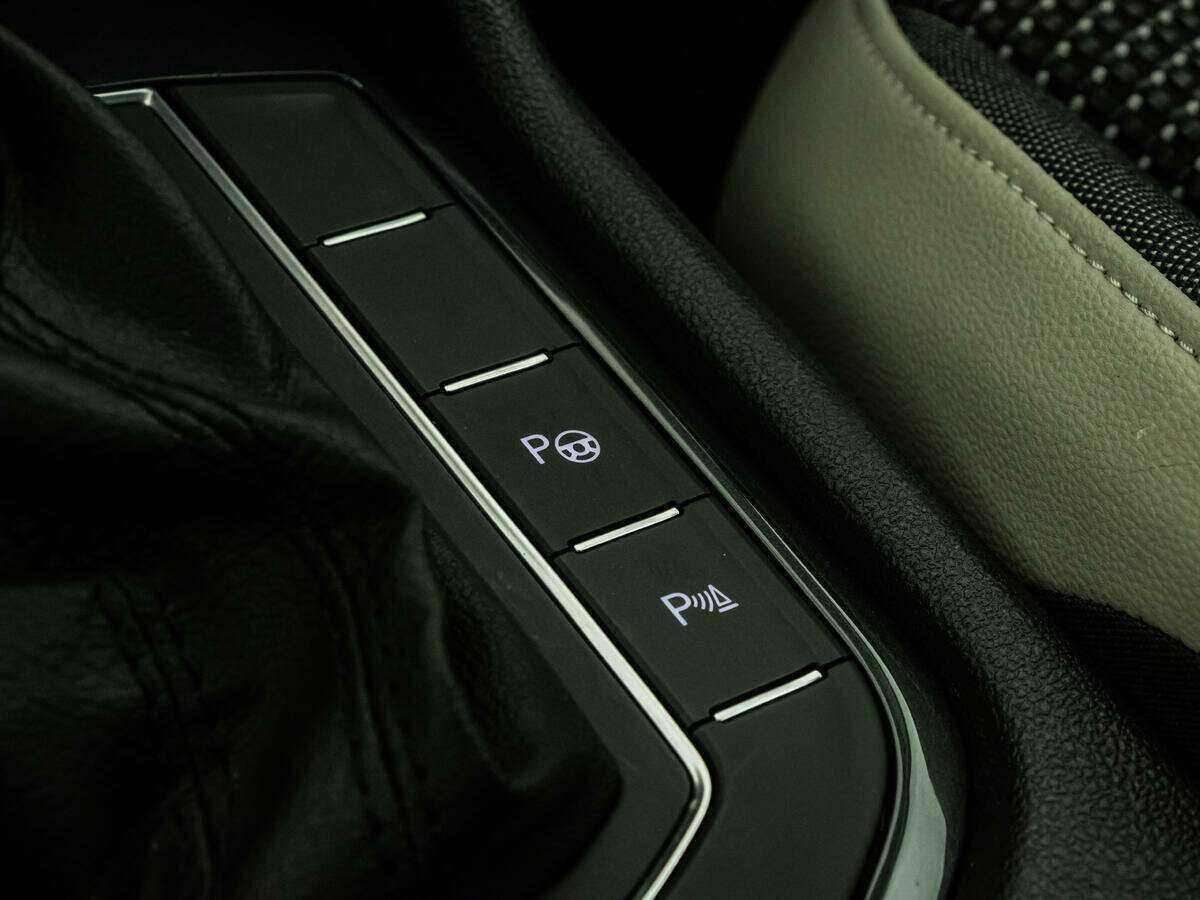 Купить Volkswagen Tiguan, 2020, 88 056 км, фото №18