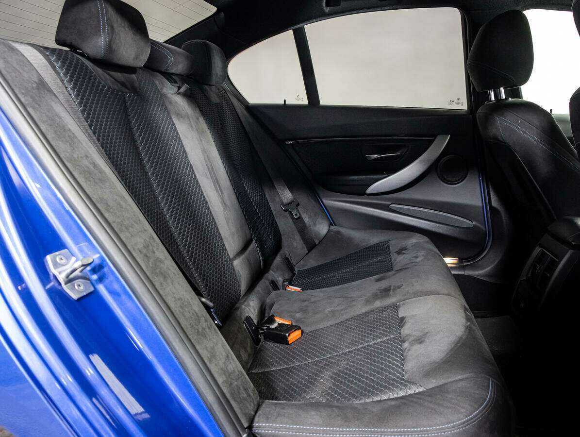 Купить BMW 3 серии 320i xDrive, 2017, 179 232 км, фото №19
