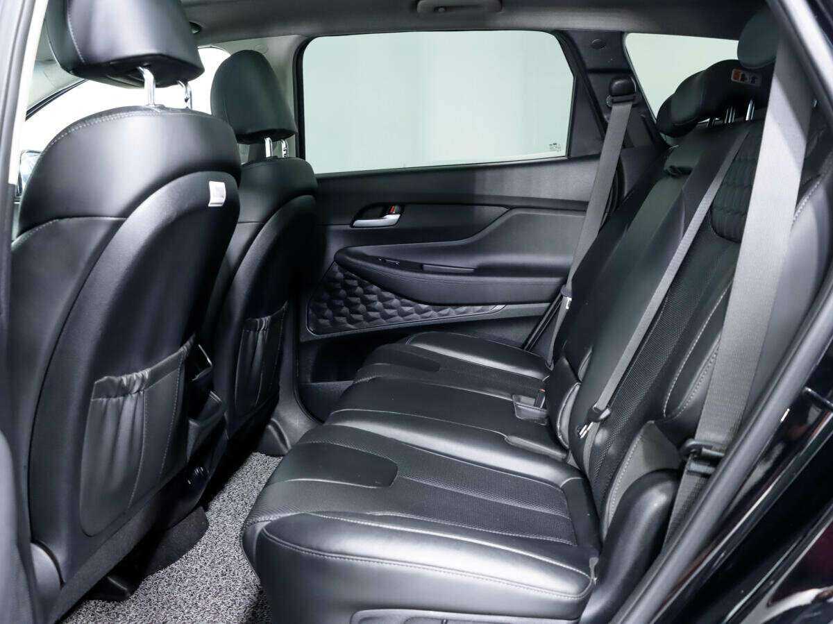 Купить Hyundai Santa Fe, 2018, 57 038 км, фото №9