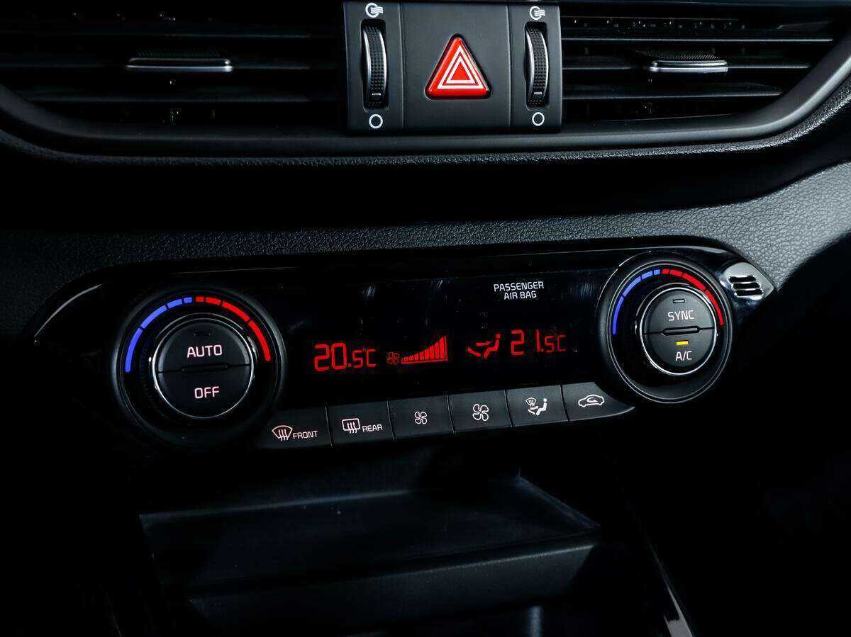 Купить Kia Cerato, 2021, 46 063 км, фото №17