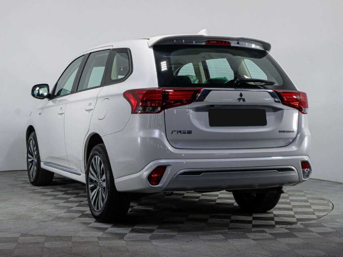 Купить Mitsubishi Outlander, 2022, 3 681 км, фото №6