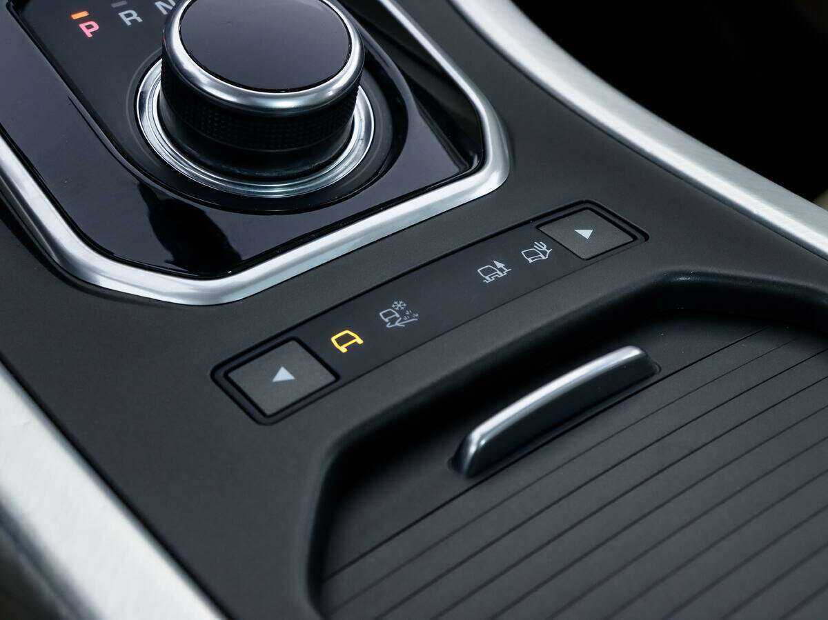 Купить Land Rover Range Rover Evoque, 2018, 56 301 км, фото №18