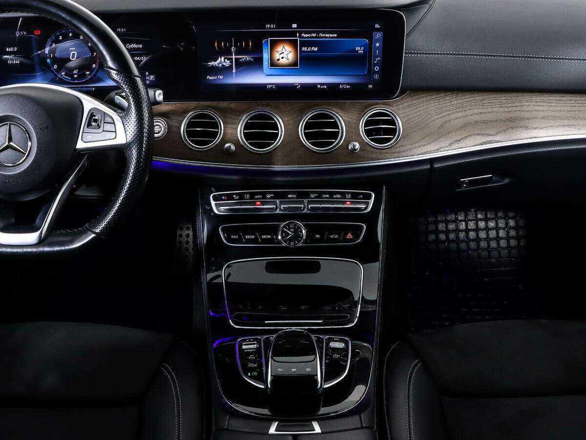 Купить Mercedes-Benz E-Класс 300, 2017, 101 130 км, фото №16