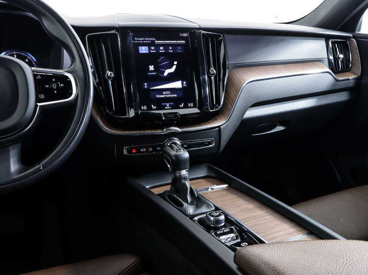 Купить Volvo XC60, 2021, 97 905 км, фото №13