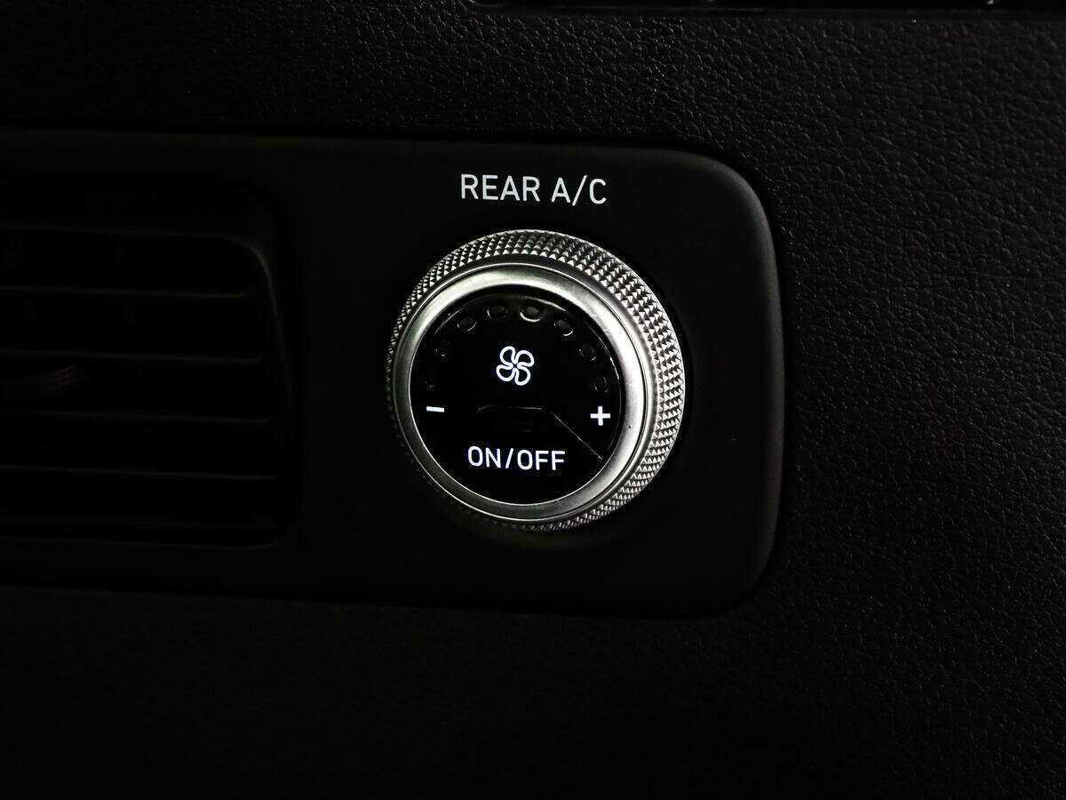 Купить Hyundai Santa Fe, 2018, 136 500 км, фото №24