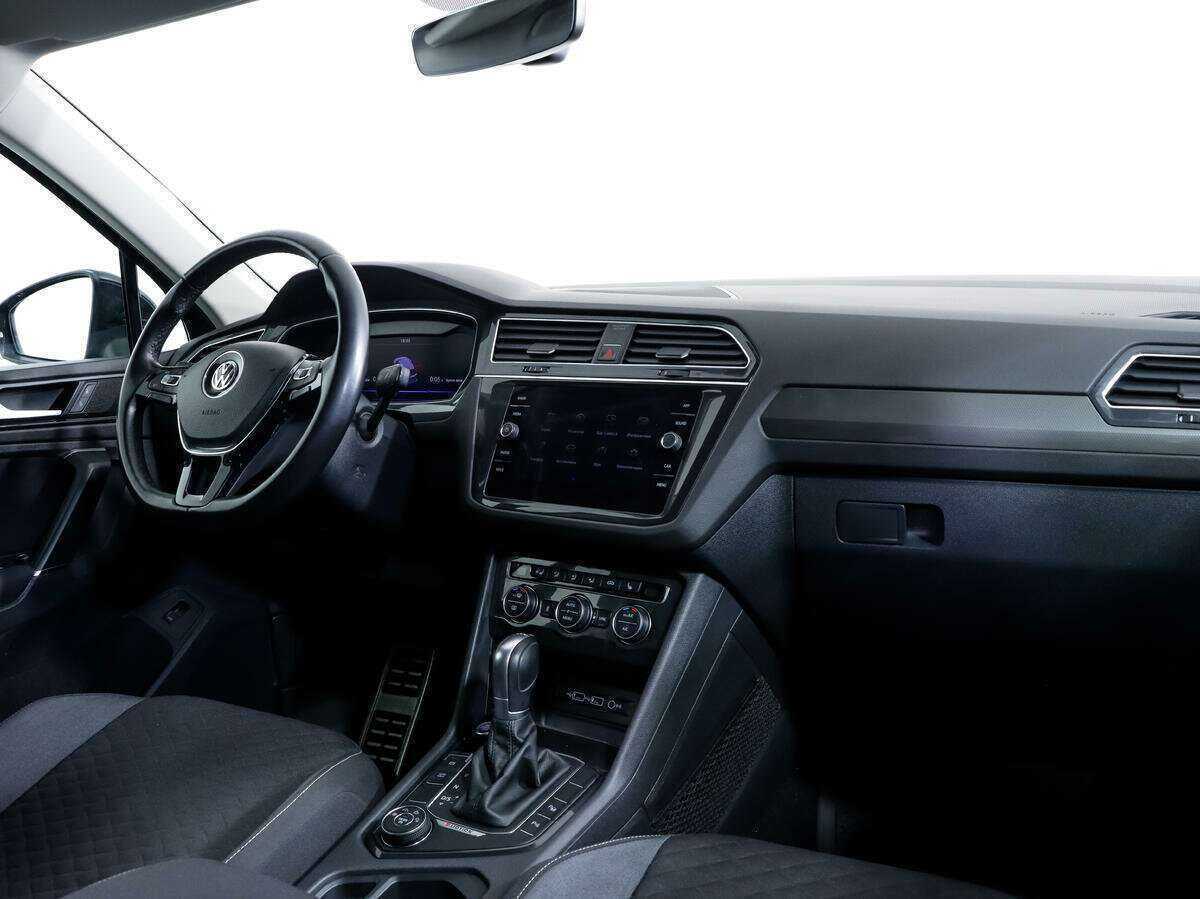 Купить Volkswagen Tiguan, 2018, 116 557 км, фото №9