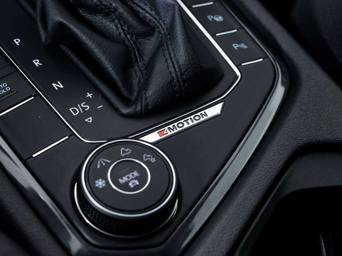 Купить Volkswagen Tiguan, 2018, 116 557 км, фото №12
