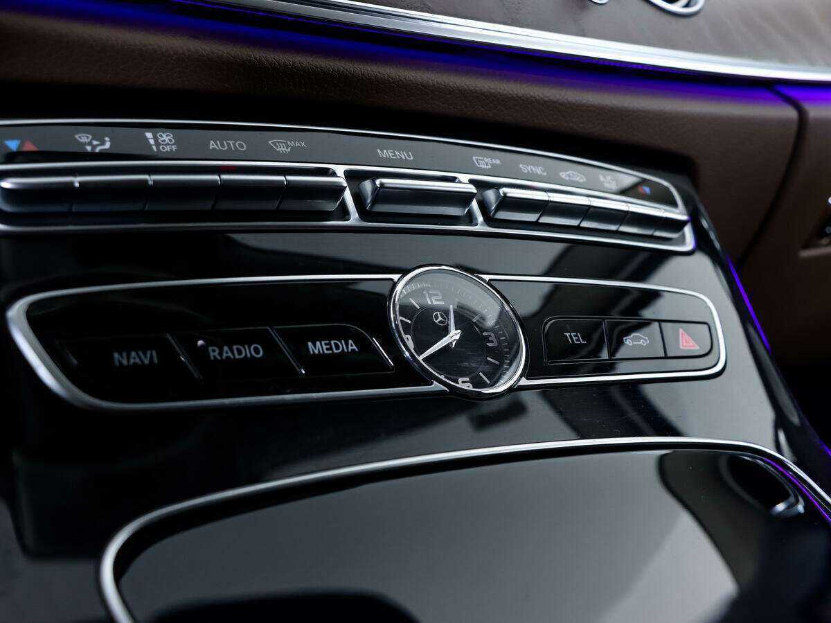 Купить Mercedes-Benz E-Класс 200, 2016, 103 500 км, фото №19