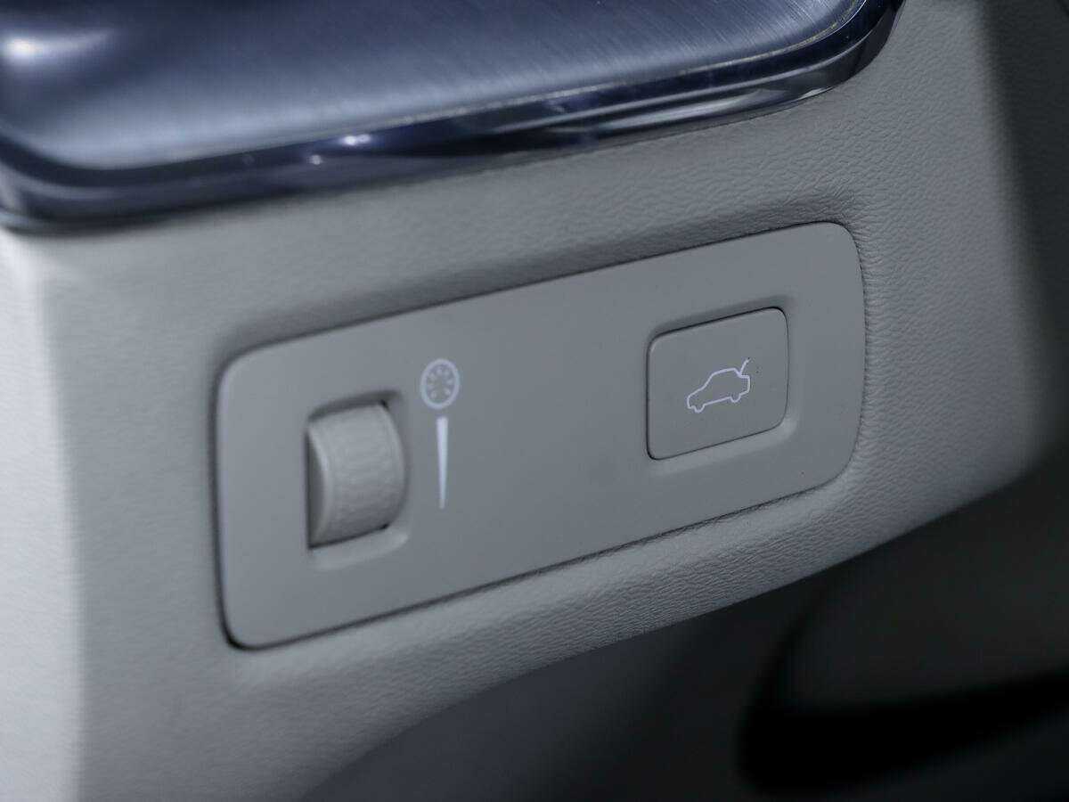 Купить Volvo XC60, 2018, 167 731 км, фото №15