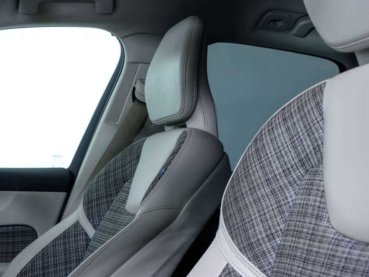 Купить Volvo XC60, 2018, 167 731 км, фото №17