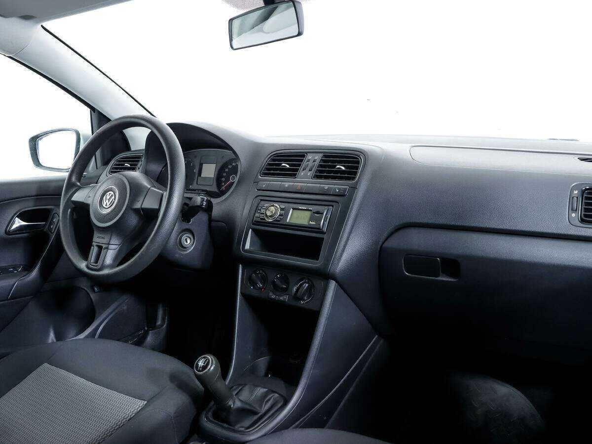 Купить Volkswagen Polo, 2011, 170 683 км, фото №9