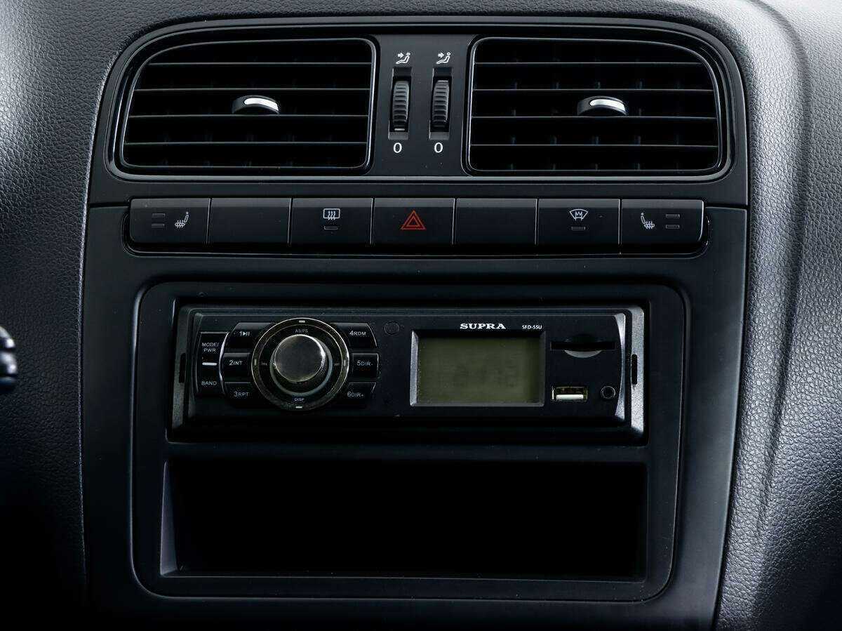 Купить Volkswagen Polo, 2011, 170 683 км, фото №12