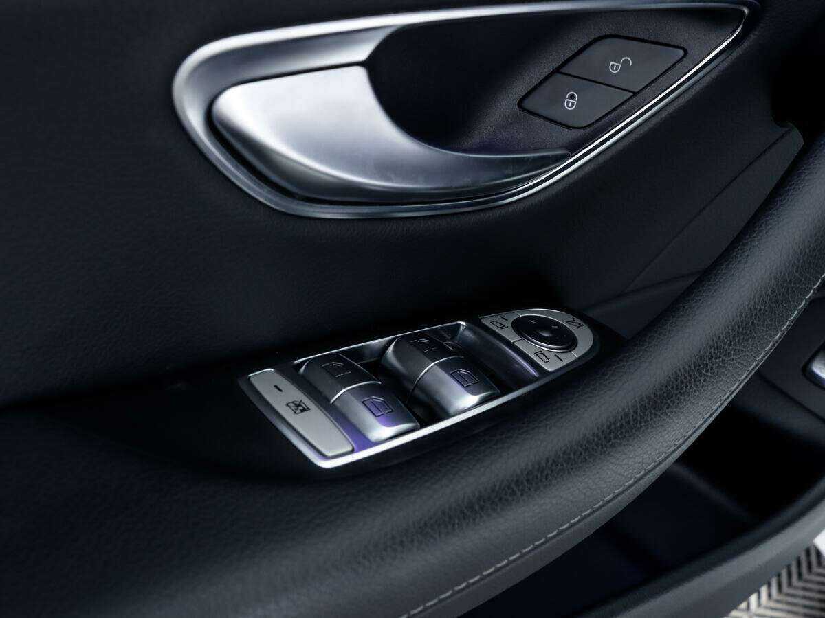 Купить Mercedes-Benz E-Класс 200, 2017, 72 113 км, фото №12