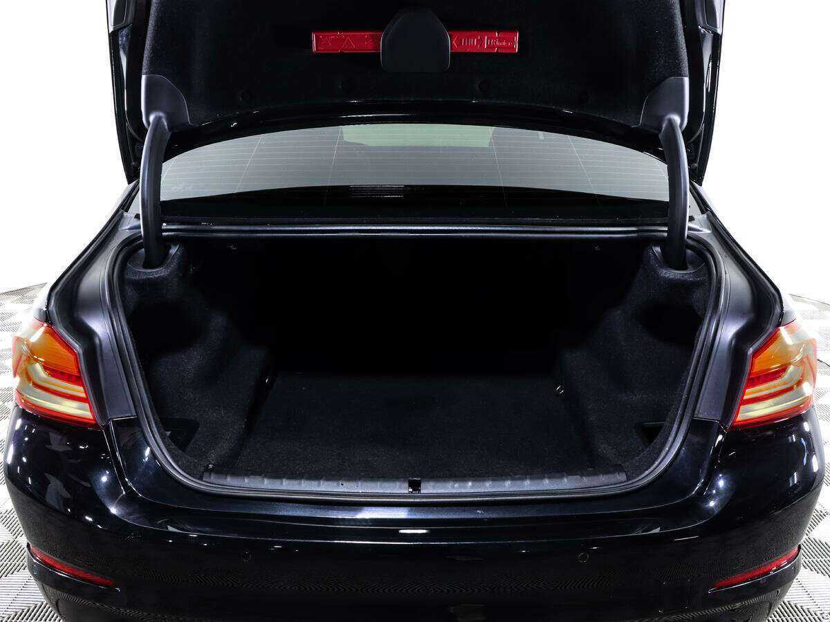 Купить BMW 5 серии 520d, 2020, 71 358 км, фото №16