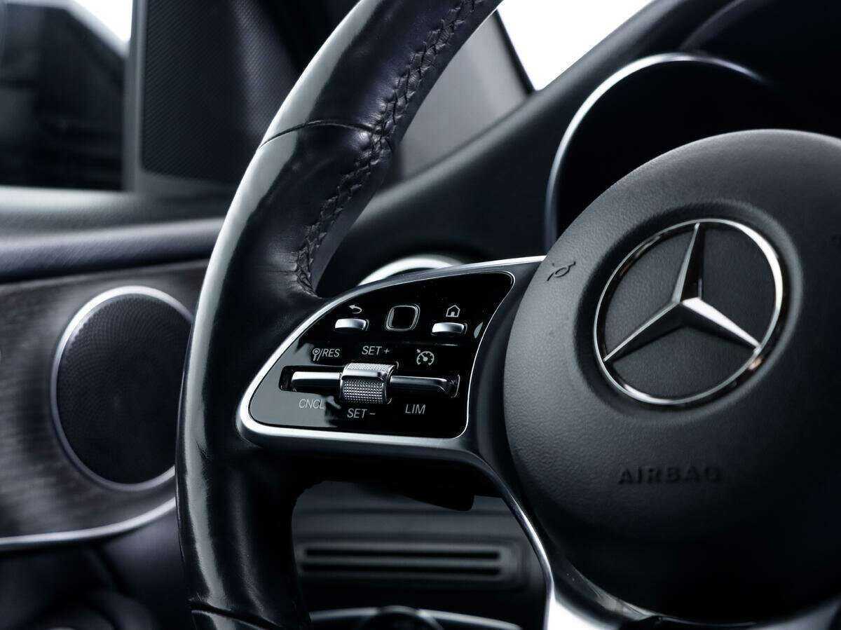 Купить Mercedes-Benz GLC 300, 2019, 76 302 км, фото №13