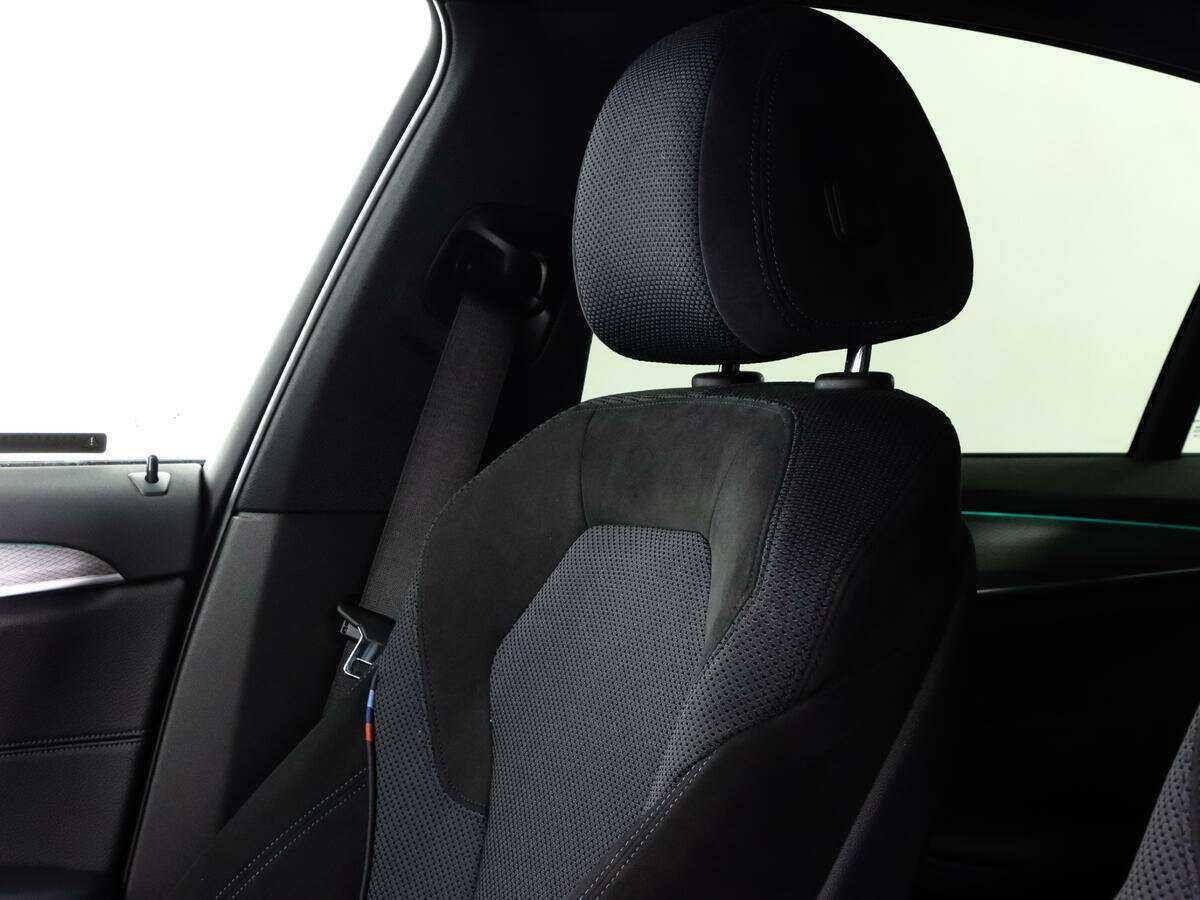 Купить BMW 5 серии 530i xDrive, 2017, 88 344 км, фото №16