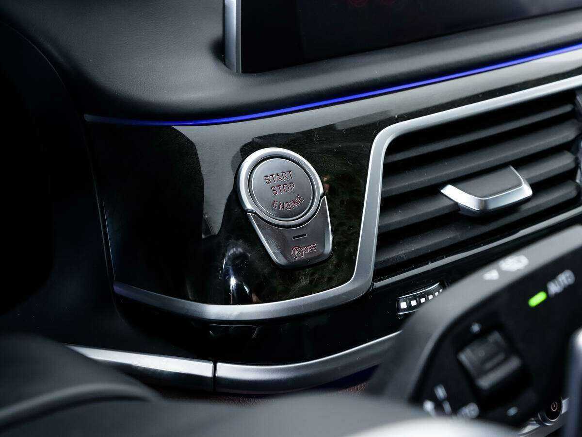Купить BMW 7 серии 730d xDrive, 2020, 65 000 км, фото №16