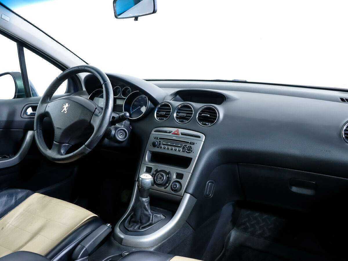 Купить Peugeot 308, 2008, 216 516 км, фото №9