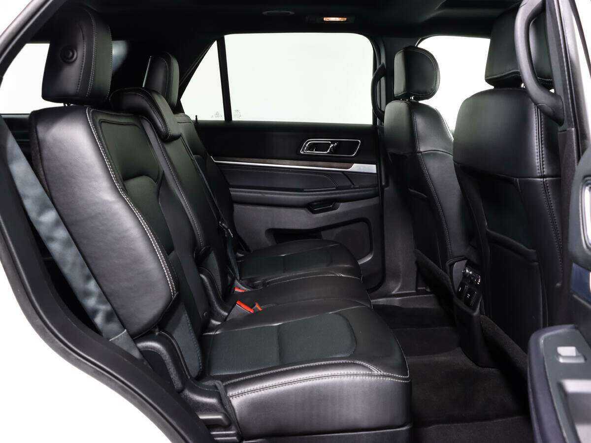 Купить Ford Explorer, 2017, 79 489 км, фото №15
