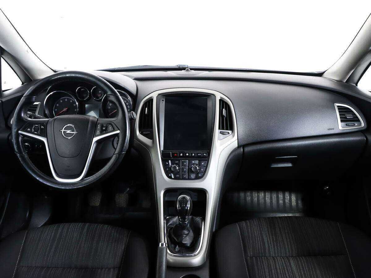 Купить Opel Astra, 2011, 195 884 км, фото №10